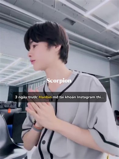 Xem Anh Ta Tấu Hề Trên Instagram và Thread