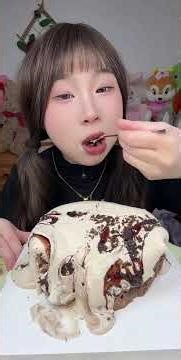 #美食 #美食趣胃计划 #美食分享 #美食推荐官 #抖音美食推荐官 巧克力爆浆蛋糕