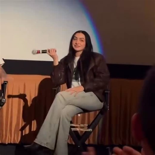 NOVA on Instagram: "charli xcx jokes about going back to the ‘khia asylum’ “i’d love to pop back in there, see all my old friends” 📹 @chernxin"