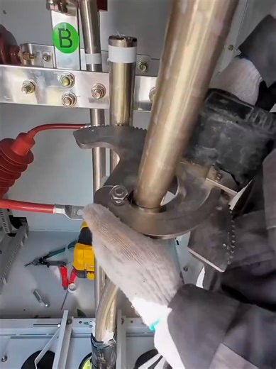 #how #do #electrical #bood #petting #skills #electrical #wair UK #UKTikTok #London #Manchester #BritishVibes #UKCreators #ForYouU