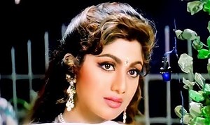 चाँद से परदा कीजिये Chand Se Parda Kijiye Hindi Lyrics - Aao Pyar Karen