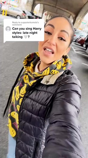 Replying to @suppoterkamala #harrystyles #latenighttalking #harrystylestiktok #singinginpublic #singingcovers | Raquelreigns