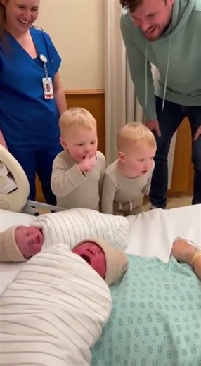 Big Brothers Meet Twins & Immediately Run Away! 😱 #funny #family #siblings