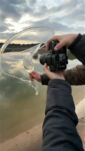 Take Stunning Photos with Simple Tricks 📷