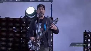 1.2M views · 109K reactions | 'One Step Closer' by Linkin Park live at Download Festival 2014 #HybridTheory | Linkin Park Live | Facebook