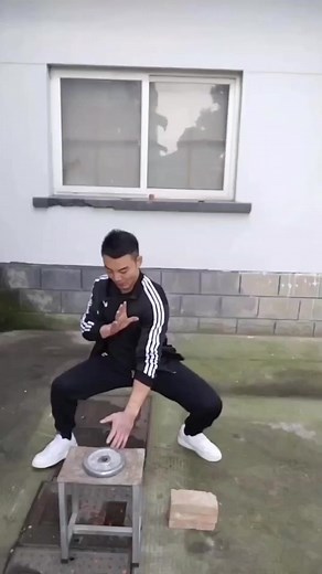 3.3K views · 44 reactions | Iron hand​ 卵卵卵卵 Chinese Kung Fu Do not try to do at home. #chinesekungfu #ShaolinKungfu #kungfu #Reel #martialarts #chinesemartialarts #kungfumaster #shaolinkungfu #wingchun #shaolin #kickboxing #boxing #taichi #kungfutraining #kungfumovies #taekwondo #brucelee #martialartsmovies #kidsmuaythai #kidswushu #gongfu #muayhai #qysmma #kungfulife #qyswushu #kidsmma #kidsbjj #grappling #bjj | Martial Arts | Facebook