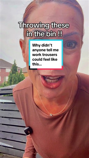 I genuinely thought all work trousers had to feel stiff, tight and uncomfortable. Then I tried the Halara Flex trousers and I honestly wish I’d found them sooner. They’re super stretchy, really flexible and unbelievably comfortable but they still look like smart work trousers. I can wear them for work, coffee with friends, lunch outings or just running errands and they move with you all day. No digging waistband, no stiff fabric, just really flattering trousers that actually feel good to wear. T