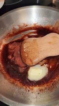 Simple pan sauce for steak