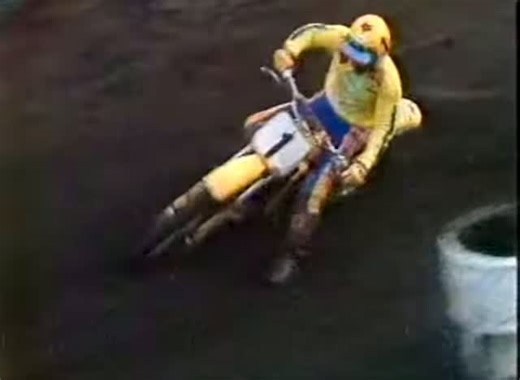 MOTOMAN (PRESERVING MX) on Instagram: "🏆MIDWEEK MOTO🏆The place Daytona Speedway, the rider Mark “The Bomber” Barnett. The Time Machine is set for 1982, and heat race number one. The top 5 this day in the main event, would be (1) Shultz (2) Barnett (3) Gibson (4) Hansen (5) Hannah. Preserving MX History one clip at a time.🤙🏻"