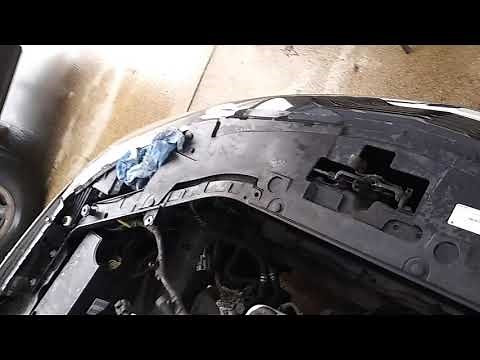 Easy! 13' Chrysler 200 3.6L V6 alternator removal