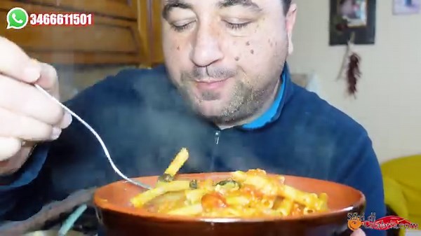 300 grammi di Pasta in doppio Pomodoro.... uno spettacolo ! #pasta #food #recipe #ricette #pomodori #calabria | Sfizidicalabria.com Vendita Prodotti Tipici Calabresi On Line