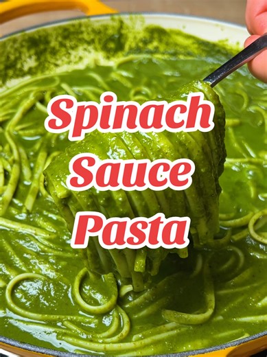 Spinach Sauce Pasta 💚 PASTA MEAL PREP SERIES Episode 3. This one’s for our vegan friends, and for anyone who loves a bright, vibrant green sauce 🌱 Fresh spinach, coconut milk. And a little nutritional yeast magic✨ Ingredients: 28 oz – 800g fresh spinach 14 oz – 420ml light coconut milk 3.5 cups – 840ml vegetable stock 1 large handful fresh basil 8 garlic cloves 1.5 oz – 45g cornstarch or potato starch 1 oz – 30g nutritional yeast 2 tsp onion powder 1.5 tsp salt Freshly ground black pepper, to 