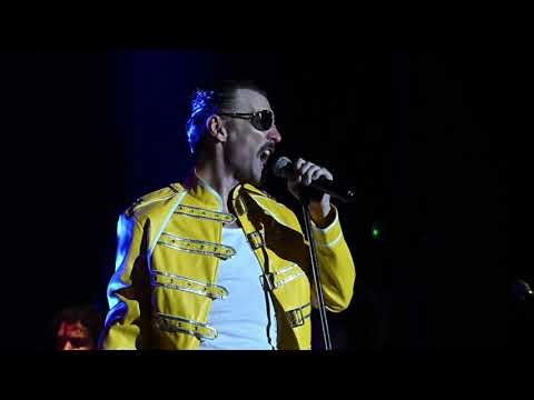 QUEEN AND FREDDIE MERCURY TRIBUTE BAND "QUEEN-SUPREME" PERFORMS "RADIO GAGA" LIVE IN CONCERT!