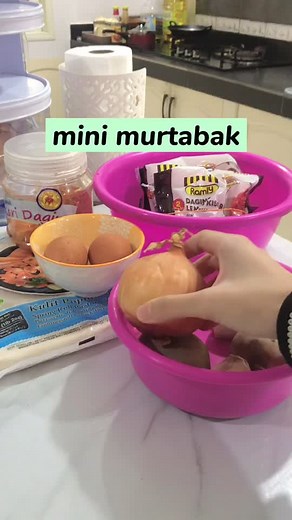 Delicious Mini Murtabak Recipe by Khairul Aming