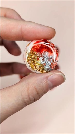 DIY Resin art buttons Fiery buttons #resin #handmadeseller #tutorial #art #thehandmadens #craft