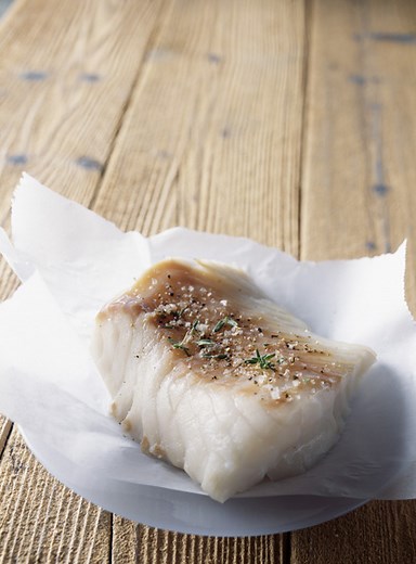 Filets de merlu pochés pour 4 personnes - Recettes - Elle à Table