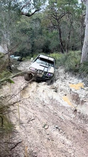 4wd Daily on Instagram: "🔥🔥 - -tt/jackeaton645 - - - #4wd #4x4 #offroad #offroadtrip #4wd247rigs #4wheeling #australia #car #rig #patrol #nissan #gq #toyota #touring #4wdlife #4wdaustralia #4wdaction #offroad #toyota #4x4 #camping #overland"
