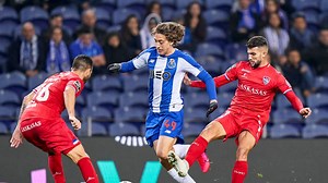 Wolves set to deal Liverpool blow with 'imminent' Fabio Silva deal