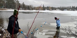 AuTrain-Onota students test Underwater ROV