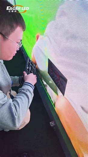 My colleague is a bit obsessed with Cristiano Ronaldo.#eagerled #leddisplay #ledscreen