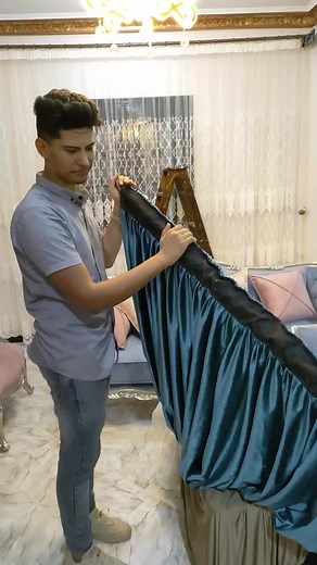 Decorating Vintage Living Room Curtains Step-by-Step