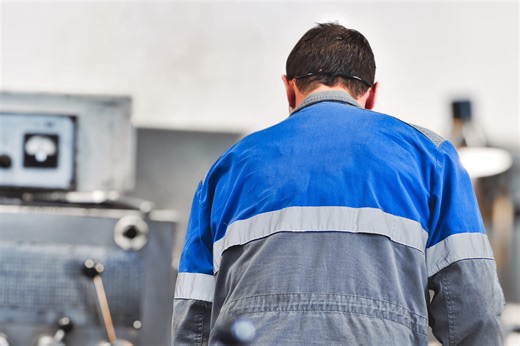 Il dénonce son collègue pour vol, mais c'est lui que l'entreprise licencie : la justice annule son licenciement et l'indemnise