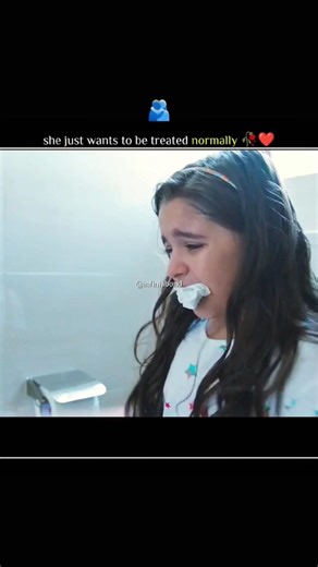 it's not her fault 😔🫂 #fyp #shorts #hindisong #netflix #explore #actress #bollywood #movie #actor