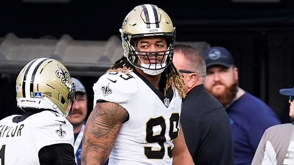 NFC South Race HEATS UP as Saints take down Panthers in gritty win 👀 NFL on FOX
