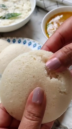 126K views · 2.9K reactions | Idli are soft, melt-in-the-mouth steamed cakes made from a nutrient-rich fermented batter of rice and lentils. Recipe linked in comments! #ministryofcurry #indiancuisine #idli #healthyeats | Ministry of Curry | Facebook