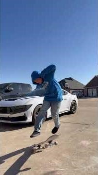 Learning a pop shove it on my skateboard #skateboardvibes #skateboarding ￼