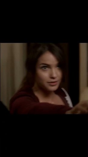 The Pizza guy got lucky 😅 (Scene from the series The Secret Circle)