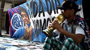 Maradona 'était à l’agonie', témoignent les médecins légistes au procès de ses soignants - RTBF Actus