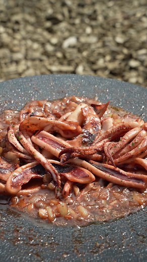 キャンプ飯で世界一美味しいイカの食べ方｜赤イカ簡単レシピ