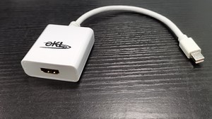 小DP接口如何连接HDMI显示器？