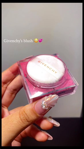 Satisfying Blush Application with Givenchy Prisme Libre