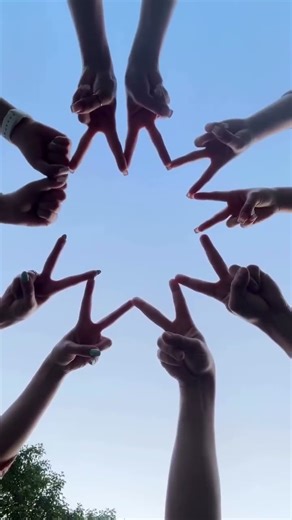 Group Dance Coordinating (try this once I am sure You can't )🙃🤩😛😜