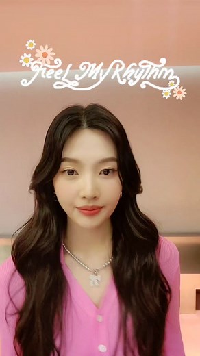 JOY's Confetti and Fireworks Performance in Feel My Rhythm