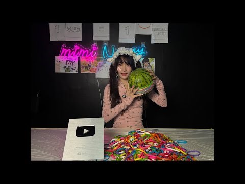 Melon is exploding in 3s