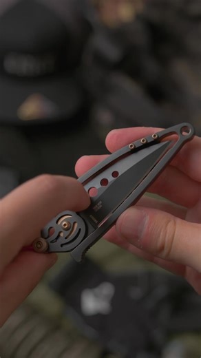The award-winning Snap Lock™ combines a unique cam action and a 180° blade swing with a bold black-and-gold finish. | CRKT | Facebook