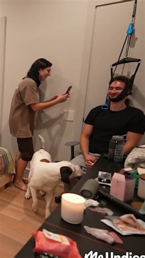 Arther uses a stretcher to grow his... 😳