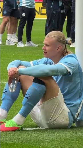 Erling Haaland is taking that winning feeling in 😏🏆