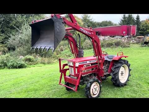 YANMAR YM1500D 4WD TRACTOR WITH FRONT LOADER/ BUCKET