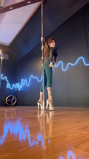 Clip from my Saturday morning choreo classes #dance #dancer #poledance #poledancer #lowflow #choreo #fblifestyle #polefitness | The Pole Chiro