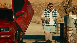 WATCH: Jelly Roll rocks Daisy Dukes in new video