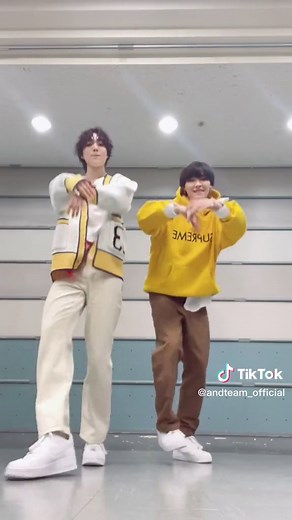 EJ and Nicholas Dance Challenge: Blue Check Tutorial