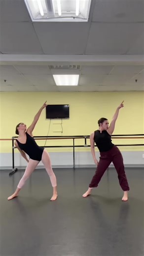 How to Make a Double Dutch Bus Dance Video with AI 🕺🔥 (Old School Funk Dance Style) Step by Step! Want your photo to turn into a Double Dutch Bus dance video like the old-school funk vibe everyone loves? 😱✨ Yes, that retro groove, street dance energy and funky rhythm style people are searching for… you can create it using AI in seconds! 🤖🎶 Watch this quick tutorial. Full Tutorial: Create your Double Dutch Bus dance video with AI in less than 2 minutes 🚀 You only need: 1️⃣ One clear photo o