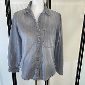 Banana Republic Denim Button Down Shirt Size Small EUC