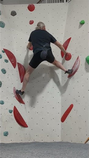 02 HarroWall Font V3 Red 13-02-26