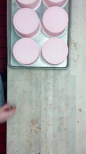 How to Make a Colorful Rainbow Party Cake with Russian Tip Buttercream