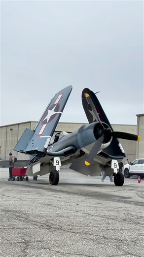Andre Frias | The sound of the Double Wasp 😮‍💨🥹 A Vought F4U-1A Corsair belonging to the Planes of Fame Air Museum starting up her 2,000hp Pratt &... | Instagram